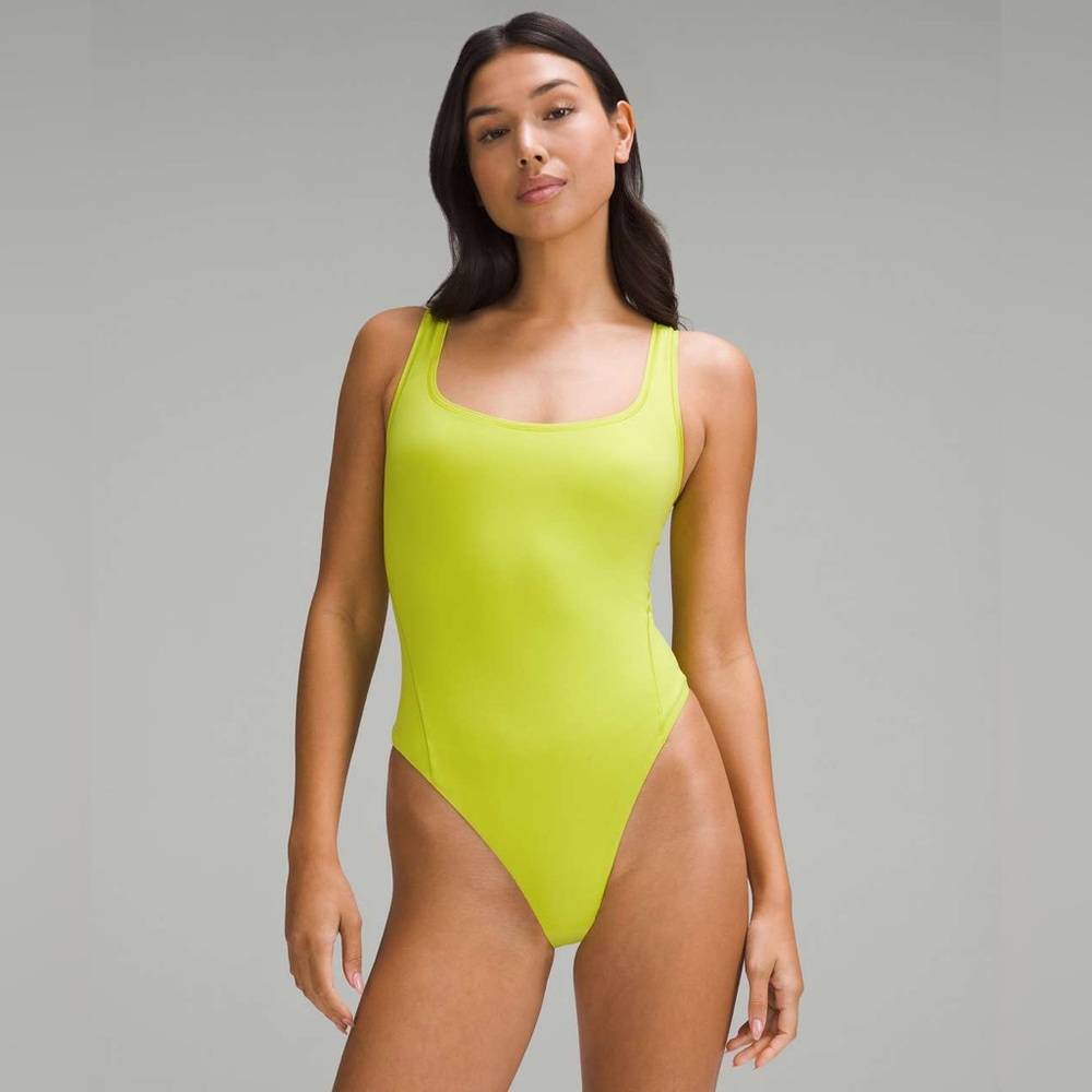 Lululemon Wundermost Ultra-Soft Nulu Square-Neck Sleeveless Bodysuit Lichen Lime